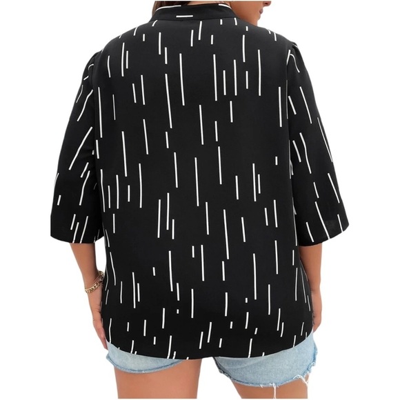 Women’s Plus Size Black Geometric Striped Roll Tab Sleeve Popover Blouse Top - Picture 6 of 10